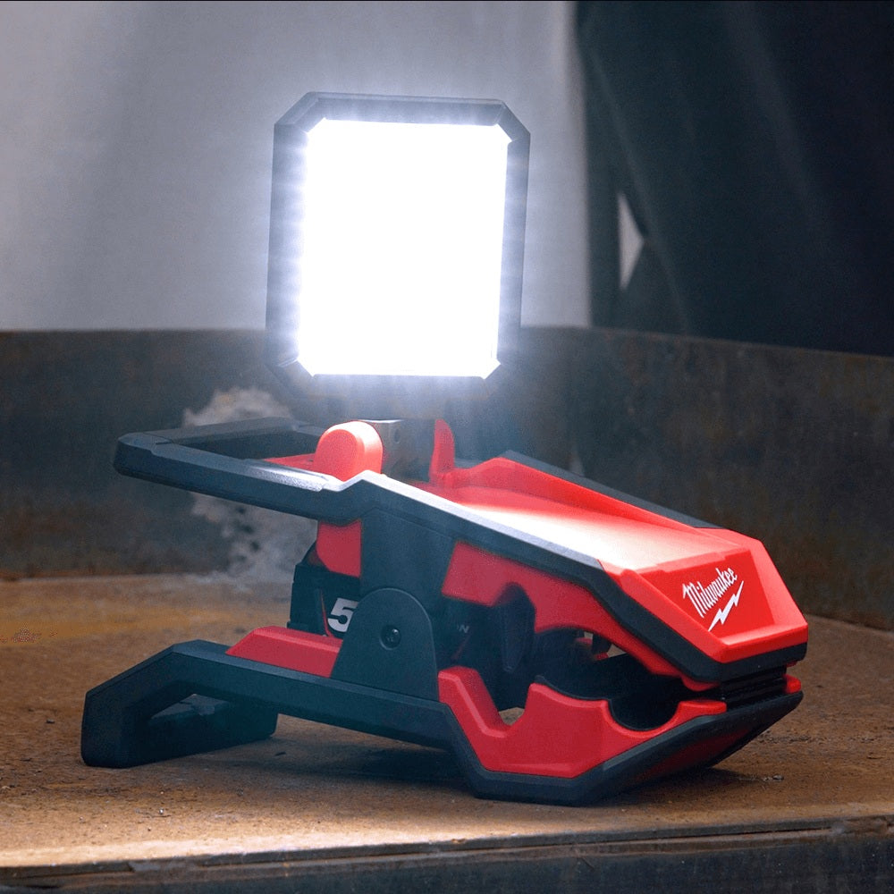 Milwaukee 18V LED Pivoting Area Light M18PAL20 - SKIN ONLY