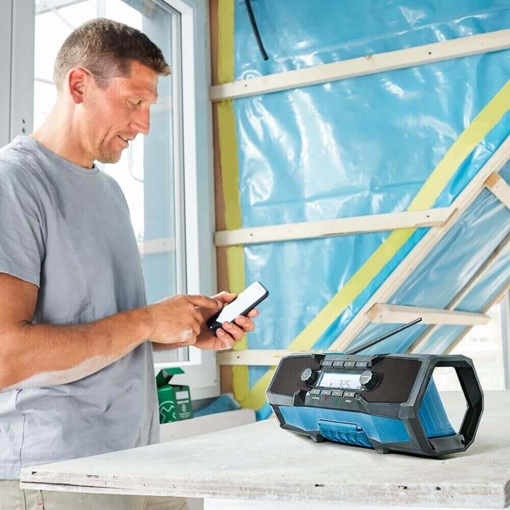 Bosch 18V Li-Ion Cordless Bluetooth Jobsite Radio GPB 18V-2 C SKIN