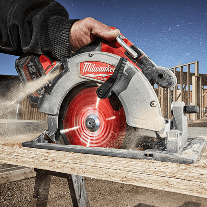 Best Milwaukee 18V Circular Saw for Pros - M18FCS66-0